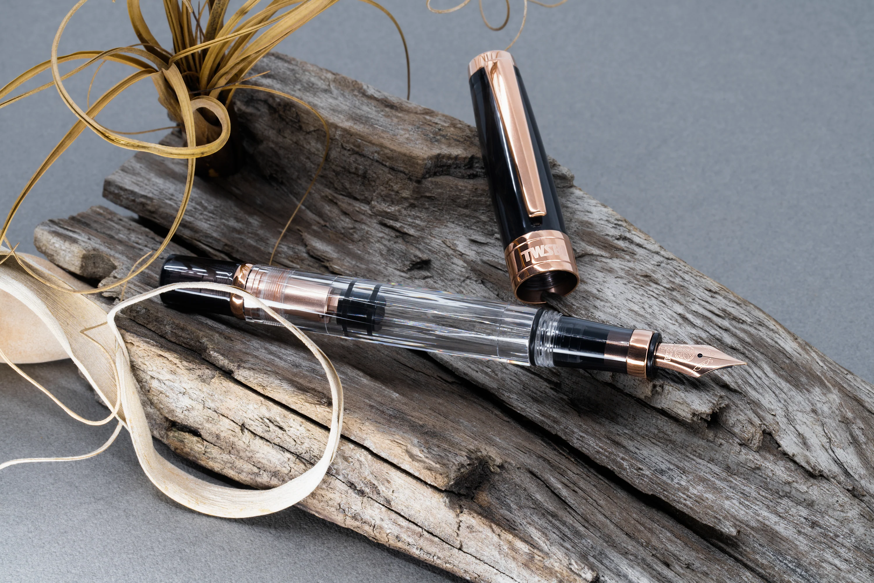 TWSBI Diamond 580 Smoke RoseGold II Fountain Pen - Image 6