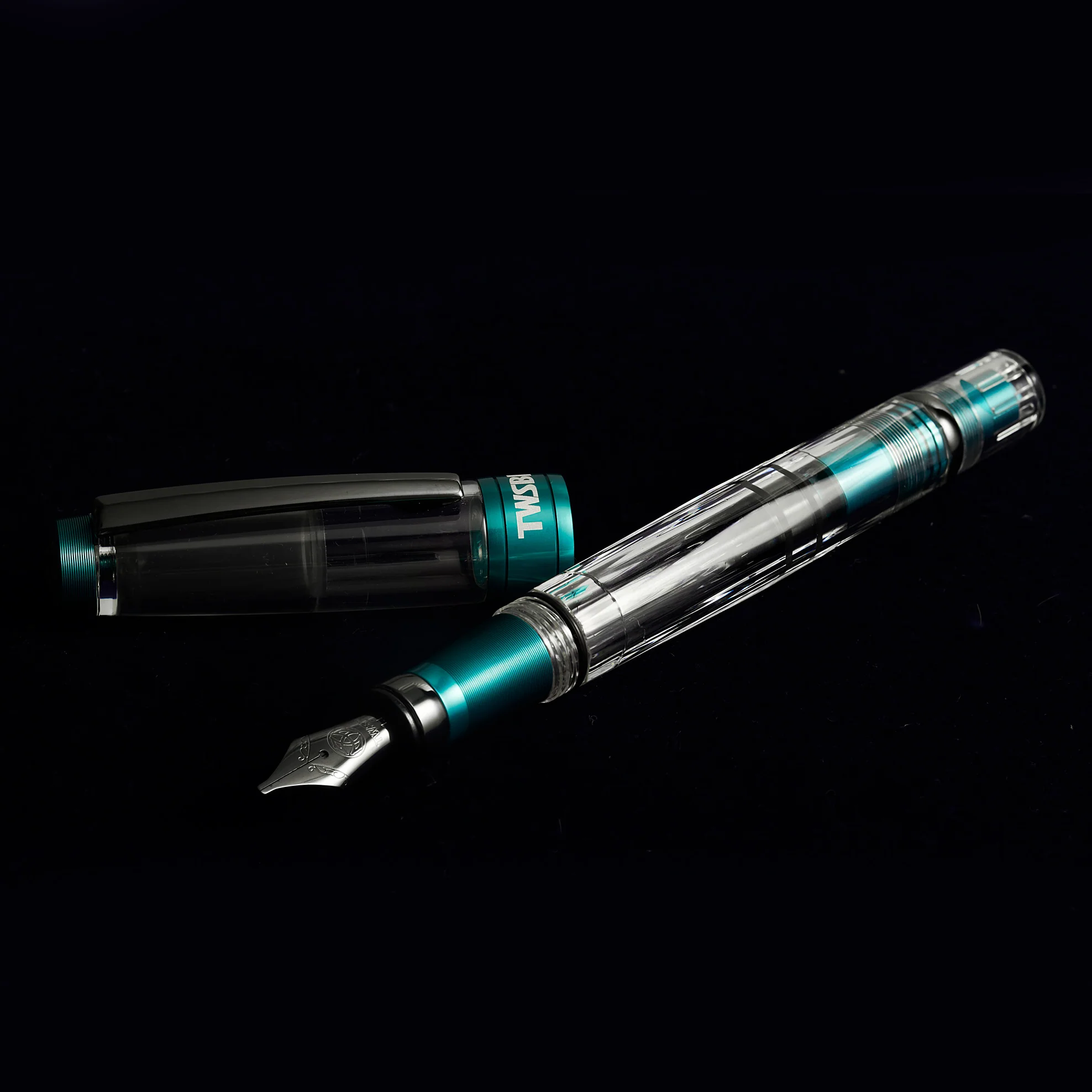 TWSBI Diamond 580ALR Caribbean w/Onyx Fountain Pen - Image 5