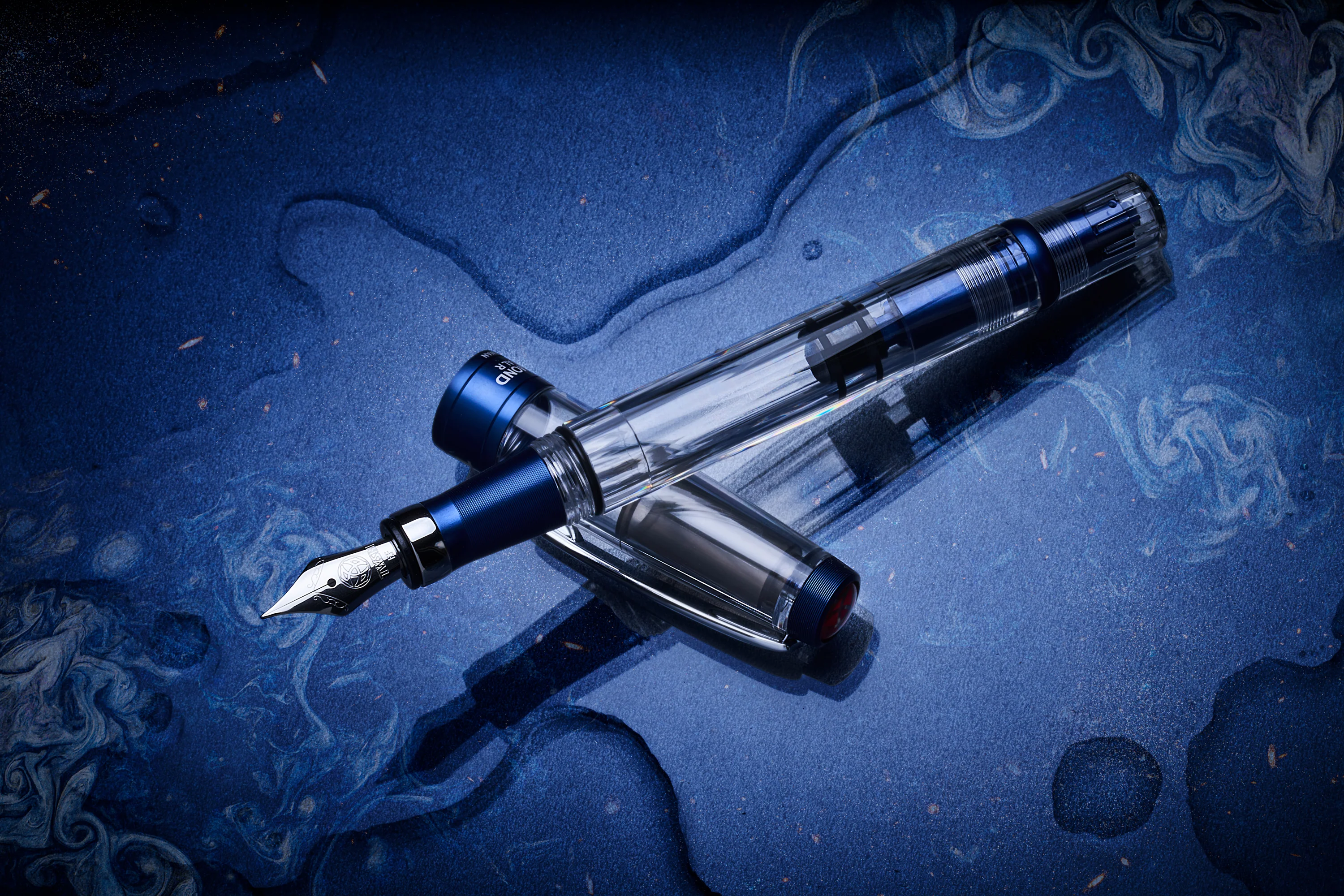 TWSBI Diamond 580ALR Navy Blue Fountain Pen - Image 8